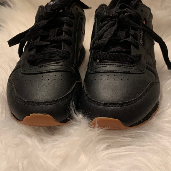 Reebok Kids Black Sneakers with Brown Soles - Picture 6 of 9